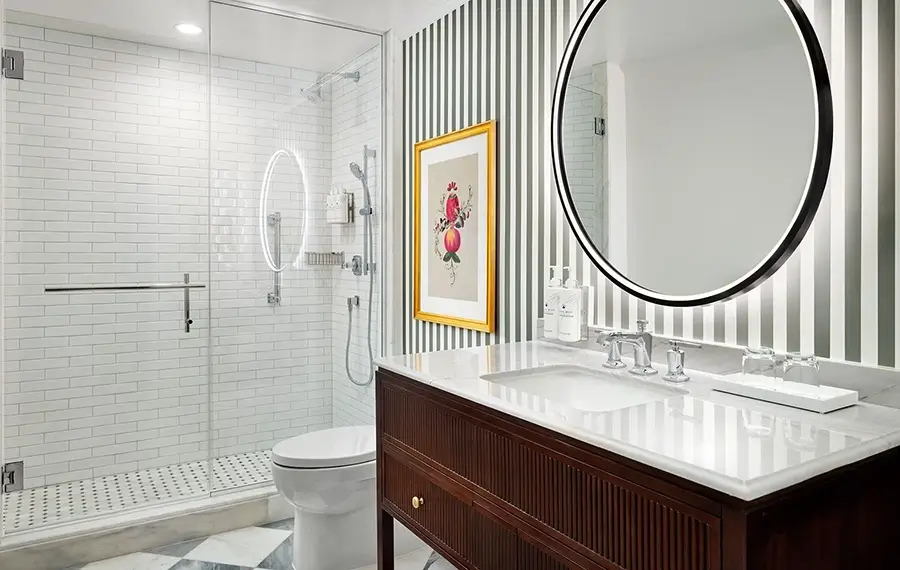 VICTORIAN: Resort View